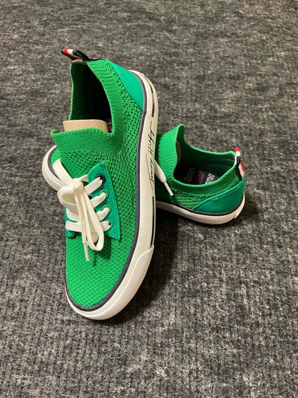 Tommy Hilfiger Twgessie Sneaker Shoes Womens Size 6 M Green Knit